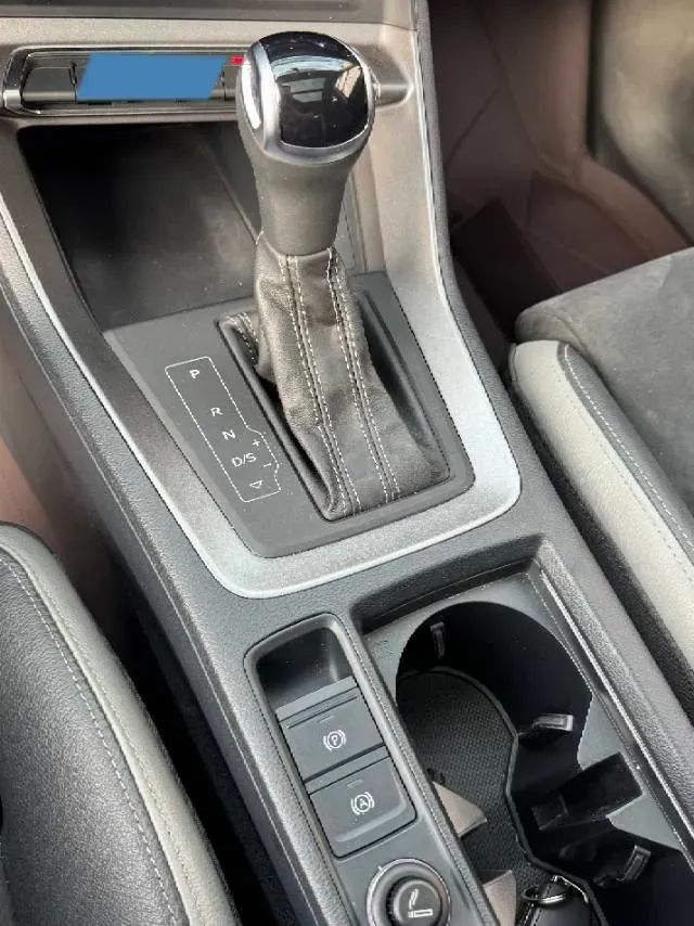 2022 Audi Q3 1.4T 150HP L4 7DCT,autocango,china used car exporter,china ev exporter,chinese used car exporter,chinese used ev exporter