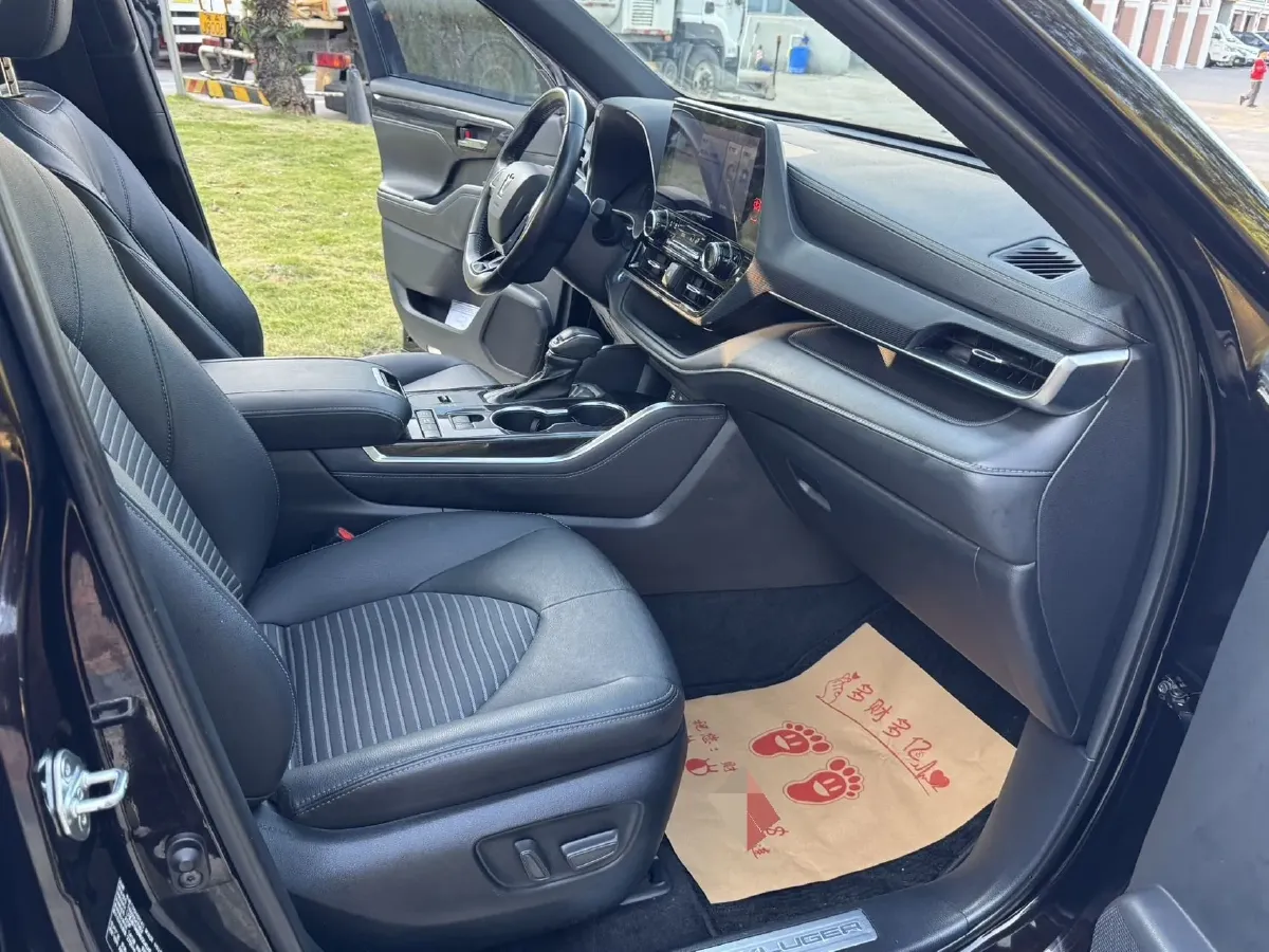 2021 Toyota Crown Kluger 2.5L 192HP L4 E-CVT Hybrid,autocango,china used car exporter,china ev exporter,chinese used car exporter,chinese used ev exporter