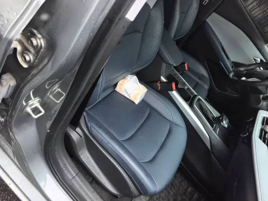 2023 Chevrolet Monza 1.5L 113HP L4 6DCT,autocango,china used car exporter,china ev exporter,chinese used car exporter,chinese used ev exporter