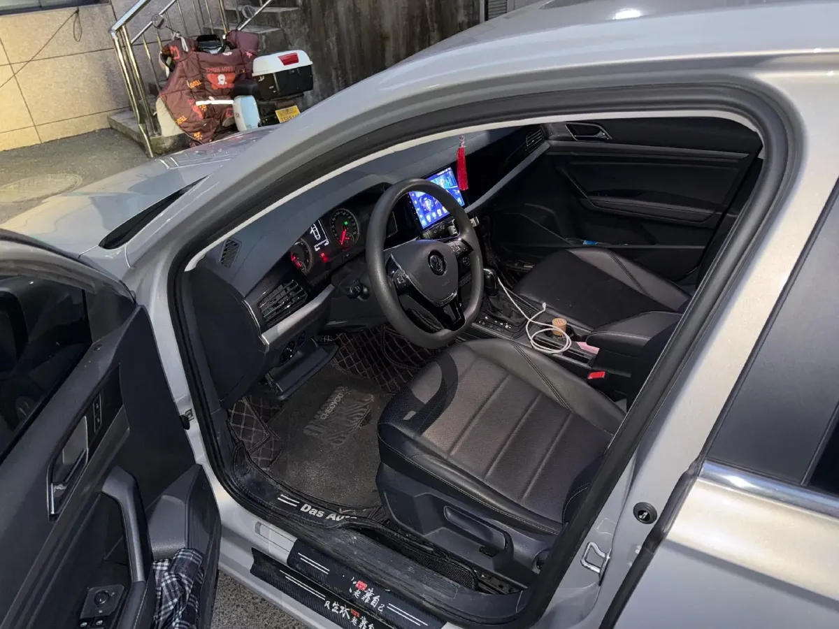 2019 Volkswagen Lavida 1.5L 113HP L4 6AT,autocango,china used car exporter,china ev exporter,chinese used car exporter,chinese used ev exporter