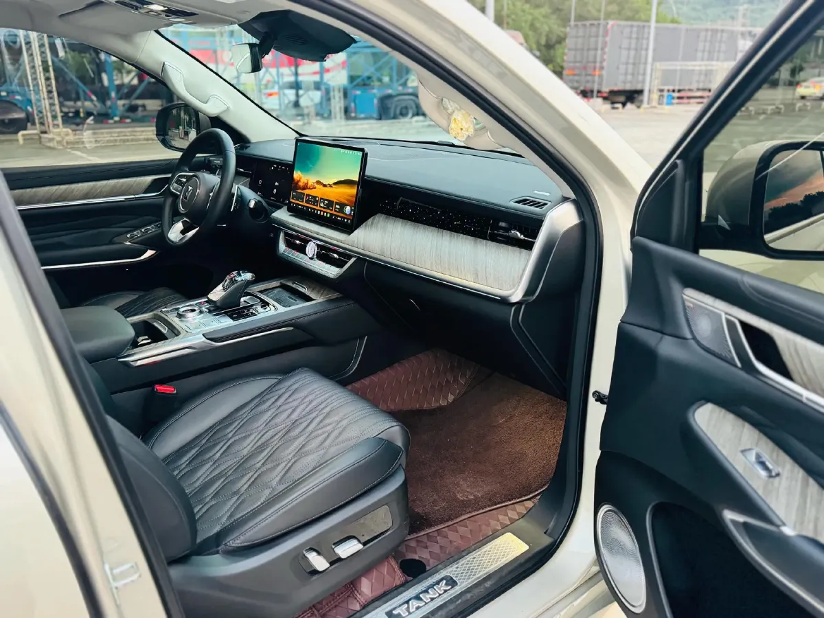 2023 Tank 500 2.0T 252HP L4 9AT PHEV 37.1KWH,autocango,china used car exporter,china ev exporter,chinese used car exporter,chinese used ev exporter