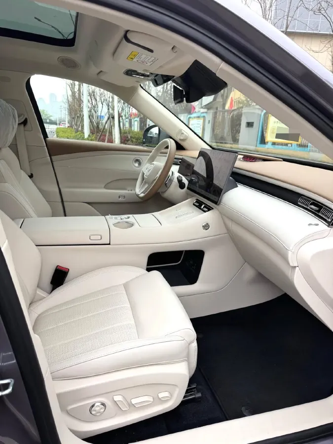 2025 Voyah FREE REEV 129HP REEV,autocango,china used car exporter,china ev exporter,chinese used car exporter,chinese used ev exporter