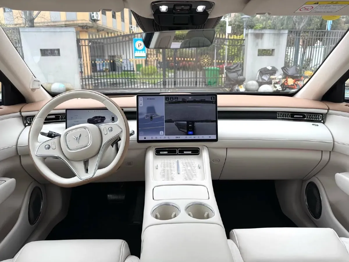 2025 Voyah FREE REEV 129HP REEV,autocango,china used car exporter,china ev exporter,chinese used car exporter,chinese used ev exporter