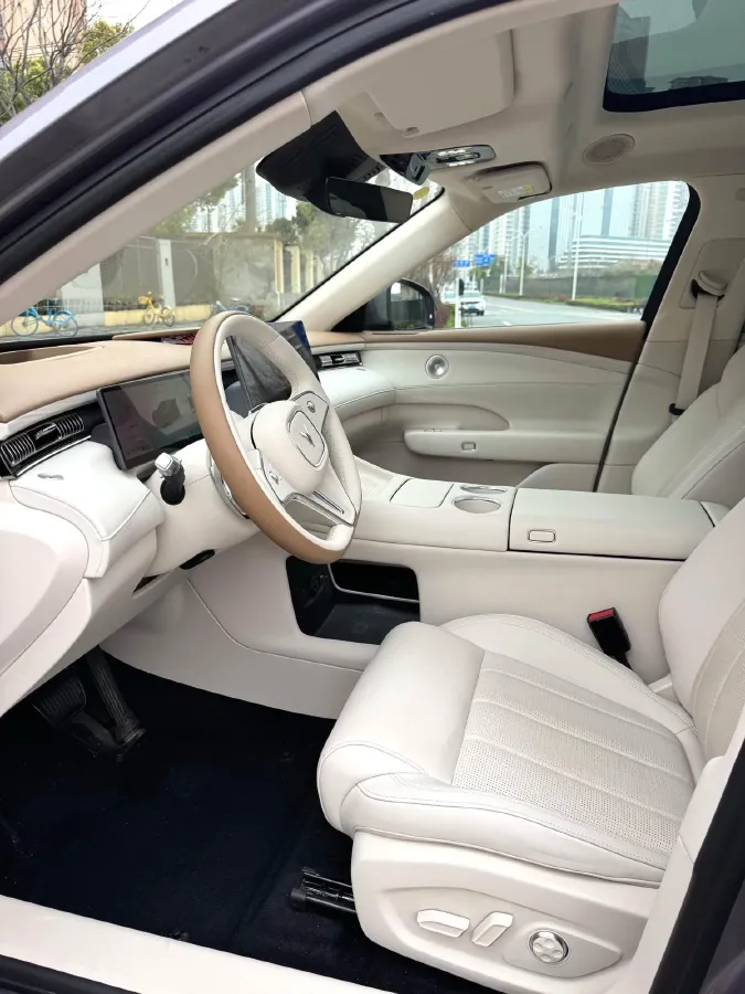 2025 Voyah FREE REEV 129HP REEV,autocango,china used car exporter,china ev exporter,chinese used car exporter,chinese used ev exporter