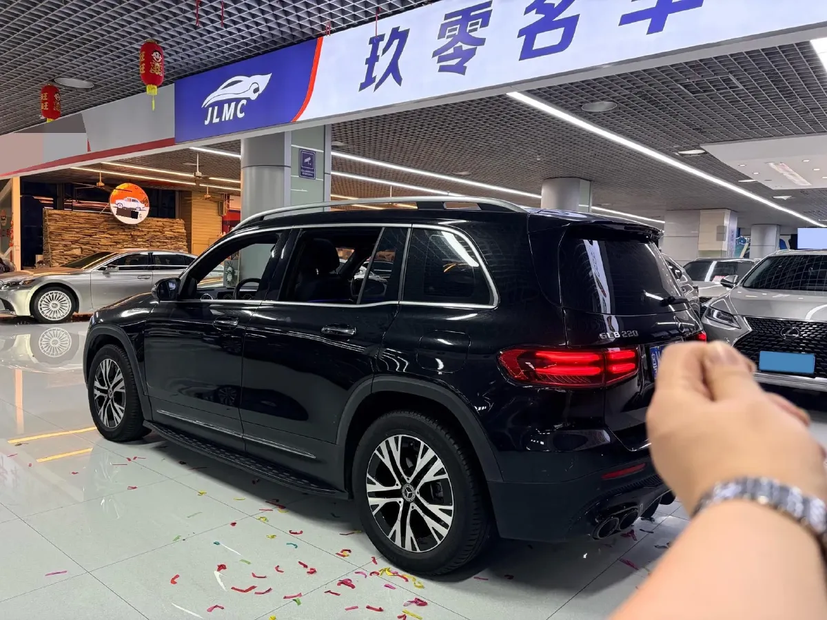 2024 Mercedes-Benz GLB Class 2.0T 190HP L4 8DCT,autocango,china used car exporter,china ev exporter,chinese used car exporter,chinese used ev exporter