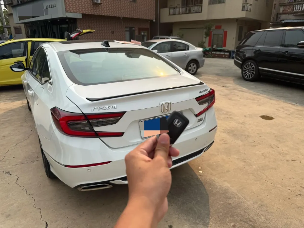 2022 Honda Accord 1.5T 194HP L4 CVT,autocango,china used car exporter,china ev exporter,chinese used car exporter,chinese used ev exporter