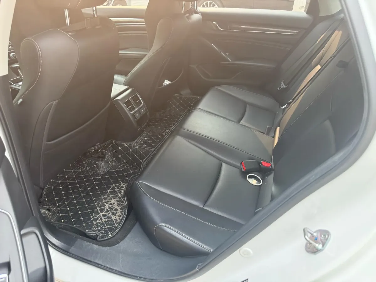 2022 Honda Accord 1.5T 194HP L4 CVT,autocango,china used car exporter,china ev exporter,chinese used car exporter,chinese used ev exporter