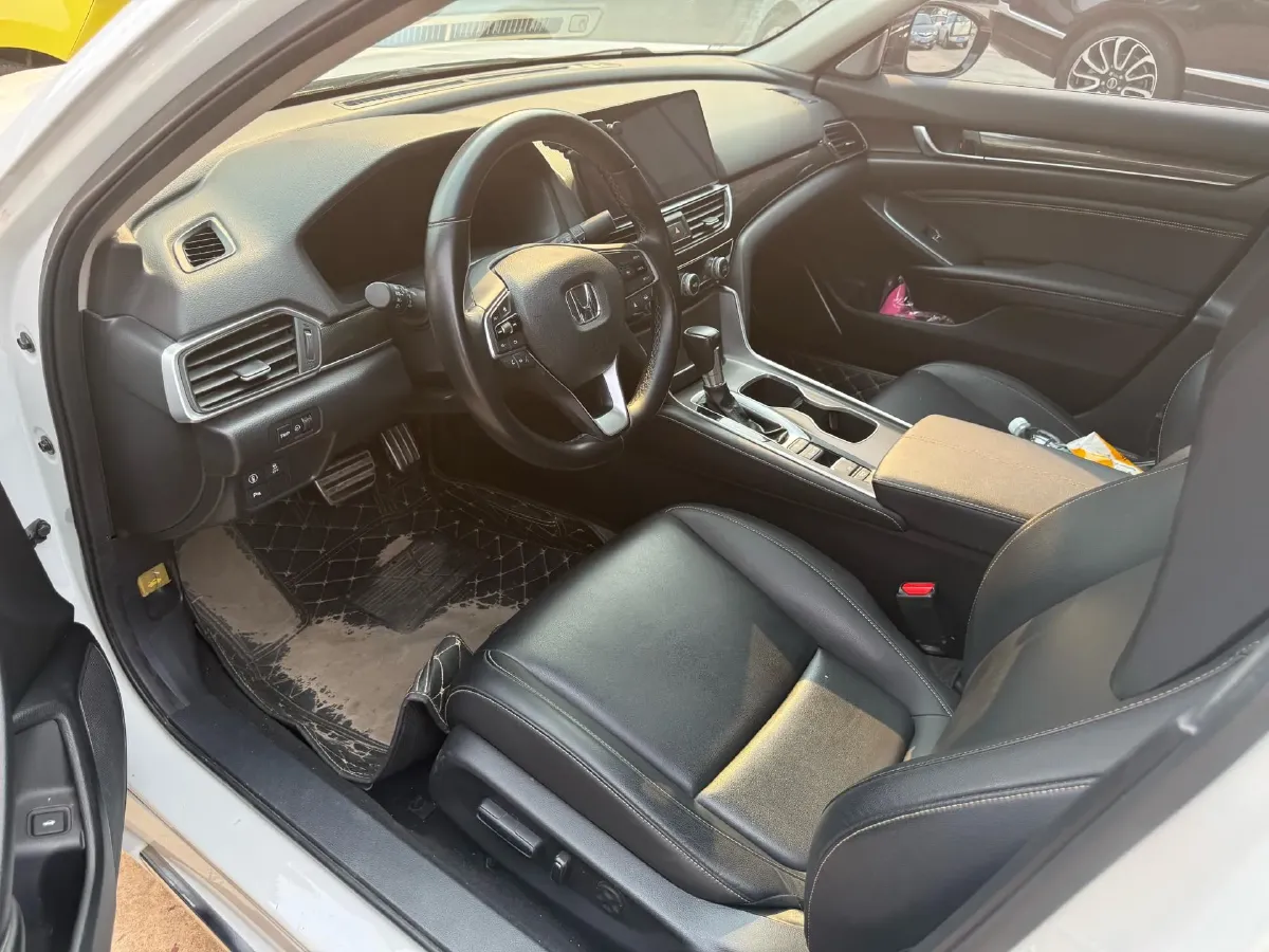 2022 Honda Accord 1.5T 194HP L4 CVT,autocango,china used car exporter,china ev exporter,chinese used car exporter,chinese used ev exporter