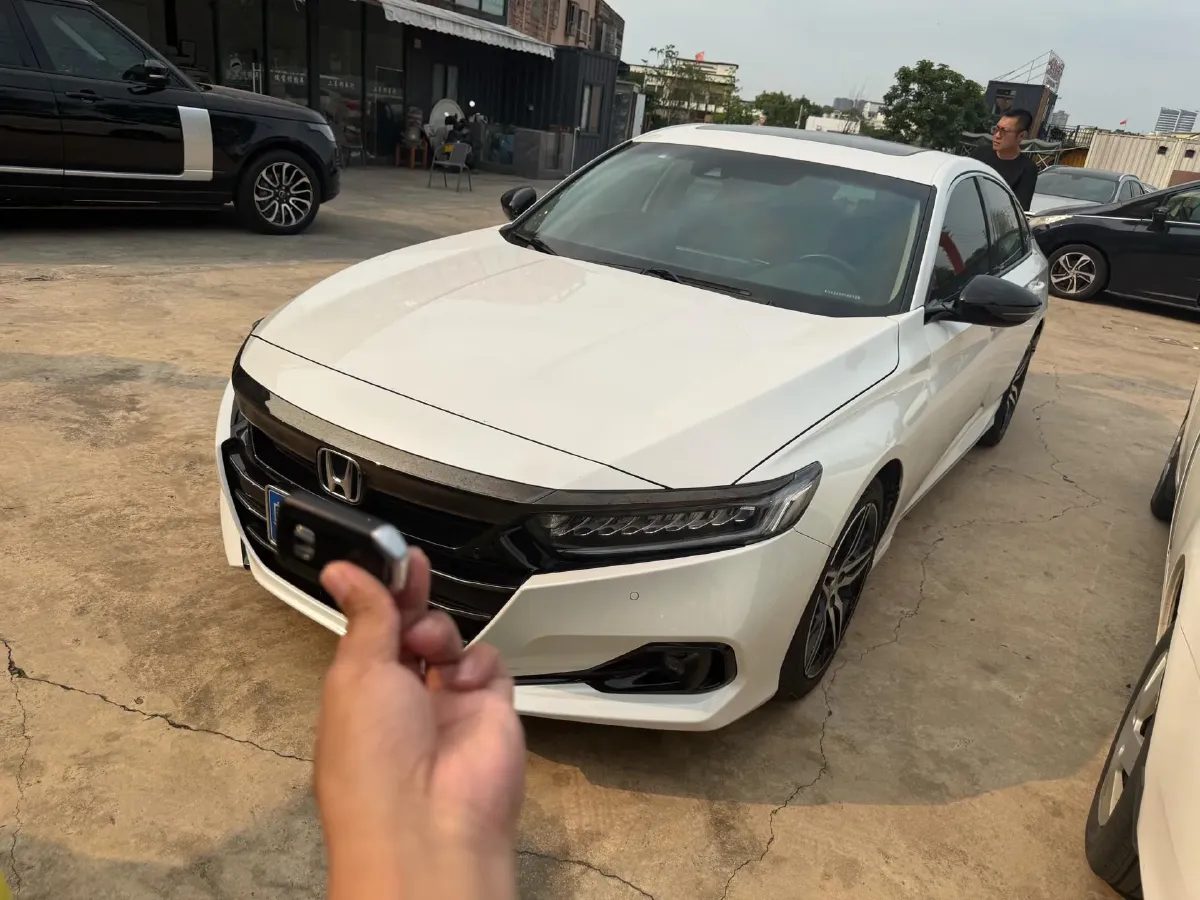 2022 Honda Accord 1.5T 194HP L4 CVT,autocango,china used car exporter,china ev exporter,chinese used car exporter,chinese used ev exporter
