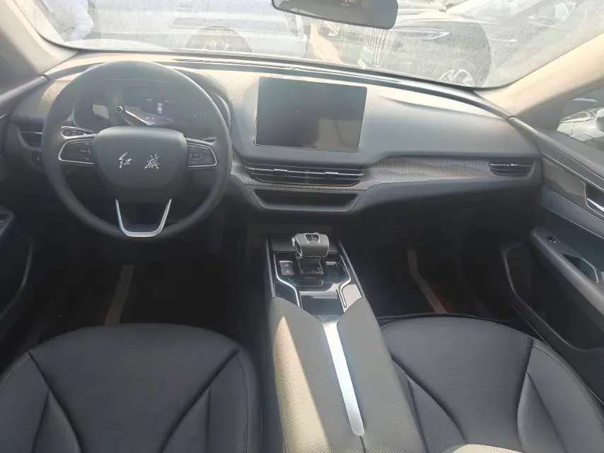 2023 HongQi E-QM5 BEV 54KWH,autocango,china used car exporter,china ev exporter,chinese used car exporter,chinese used ev exporter