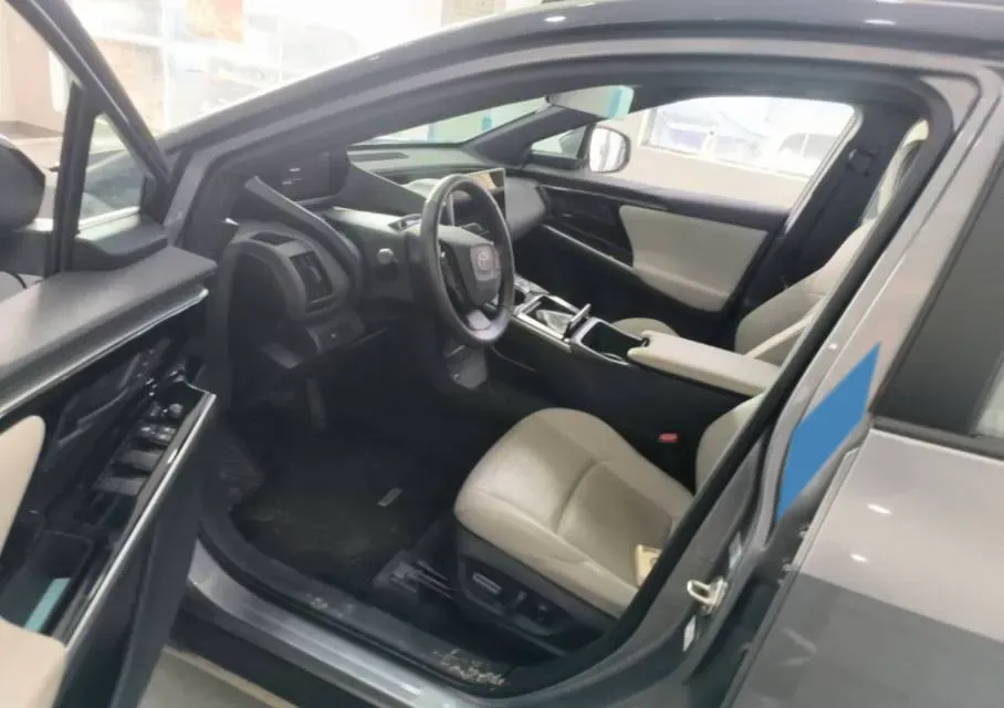 2022 Toyota bZ4X BEV 66.7KWH,autocango,china used car exporter,china ev exporter,chinese used car exporter,chinese used ev exporter