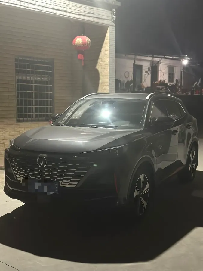 2022 ChangAn Oshan X7 Plus 1.5T 188HP L4 7DCT,autocango,china used car exporter,china ev exporter,chinese used car exporter,chinese used ev exporter
