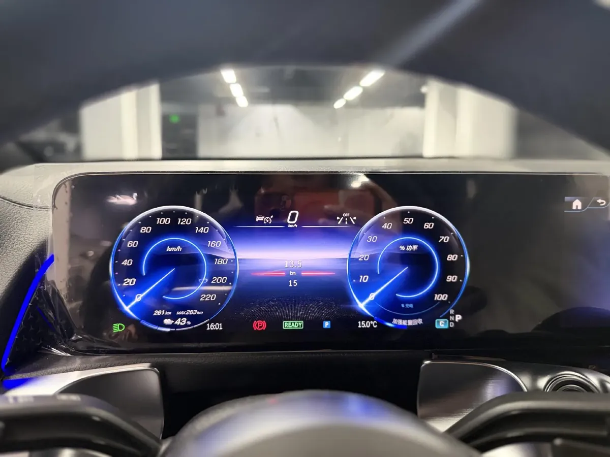 2025 Mercedes-Benz EQB Class BEV 73.5KWH,autocango,china used car exporter,china ev exporter,chinese used car exporter,chinese used ev exporter