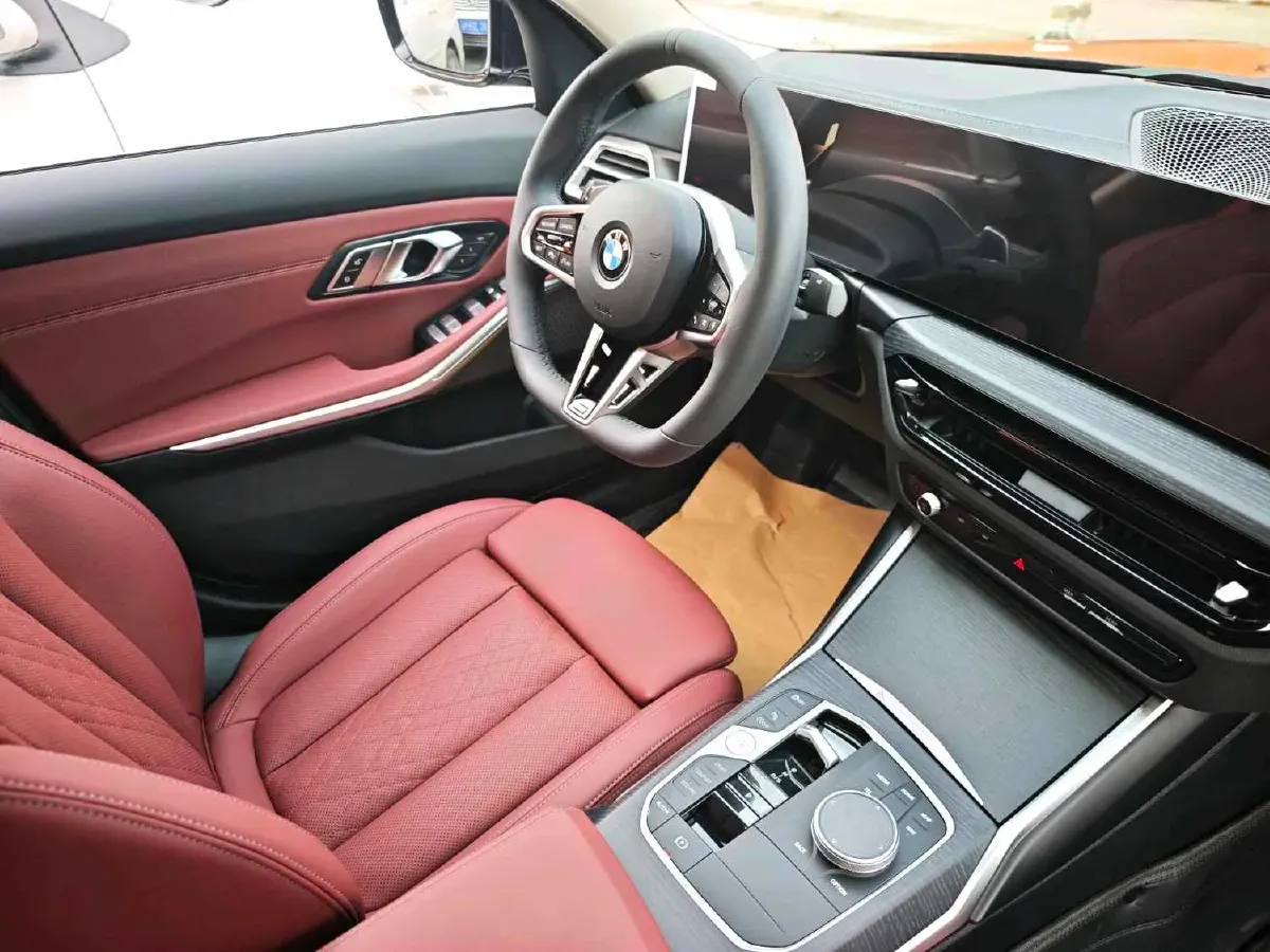 2025 BMW 3 Series 2.0T 184HP L4 8AT,autocango,china used car exporter,china ev exporter,chinese used car exporter,chinese used ev exporter