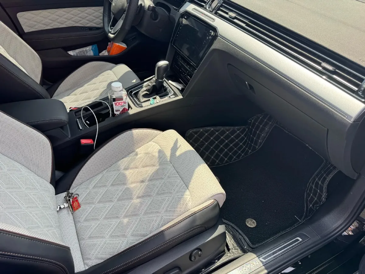 2023 Volkswagen Magotan 2.0T 186HP L4 7DCT,autocango,china used car exporter,china ev exporter,chinese used car exporter,chinese used ev exporter