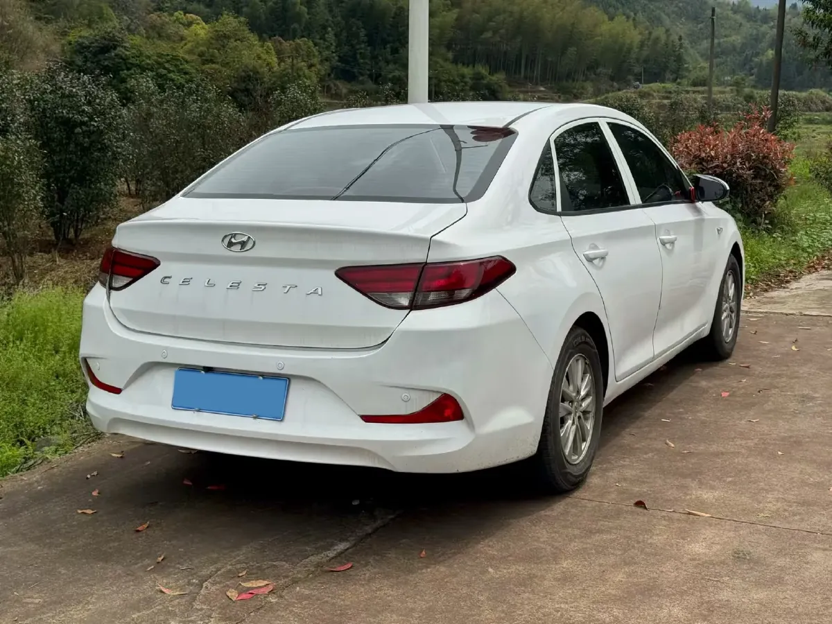 2020 Hyundai Celesta 1.6L 123HP L4 6MT,autocango,china used car exporter,china ev exporter,chinese used car exporter,chinese used ev exporter