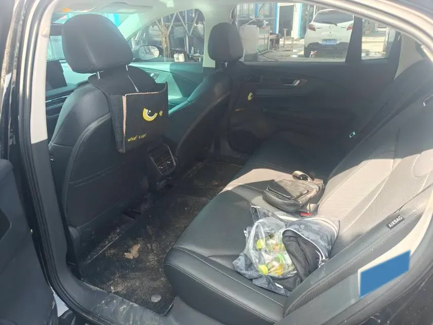 2023 HongQi E-QM5 BEV 54KWH,autocango,china used car exporter,china ev exporter,chinese used car exporter,chinese used ev exporter