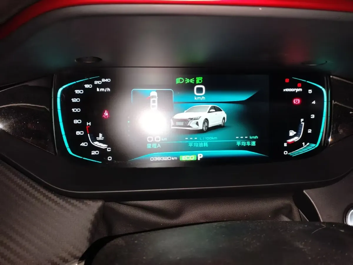 2021 DongFeng Aeolus YiXuan MAX 1.5T 190HP L4 7DCT,autocango,china used car exporter,china ev exporter,chinese used car exporter,chinese used ev exporter