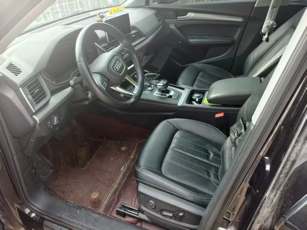 2020 Audi Q5L 2.0T 252HP L4 7DCT,autocango,china used car exporter,china ev exporter,chinese used car exporter,chinese used ev exporter