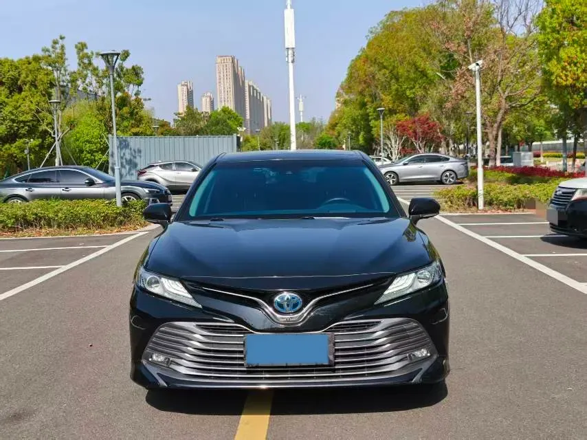 2018 Toyota Camry 2.5L 178HP L4 E-CVT Hybrid,autocango,china used car exporter,china ev exporter,chinese used car exporter,chinese used ev exporter