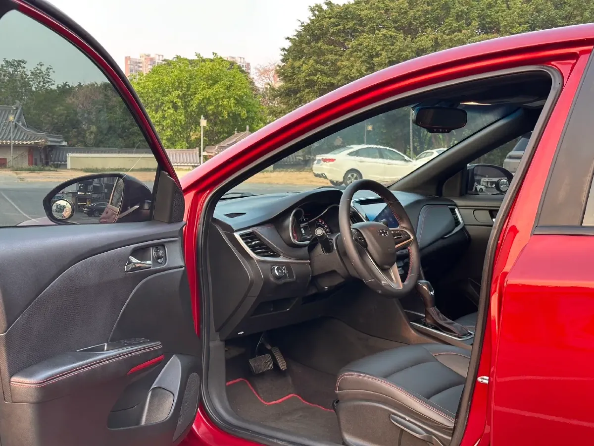 2019 Chevrolet Monza 1.3T 163HP L3 6AT,autocango,china used car exporter,china ev exporter,chinese used car exporter,chinese used ev exporter