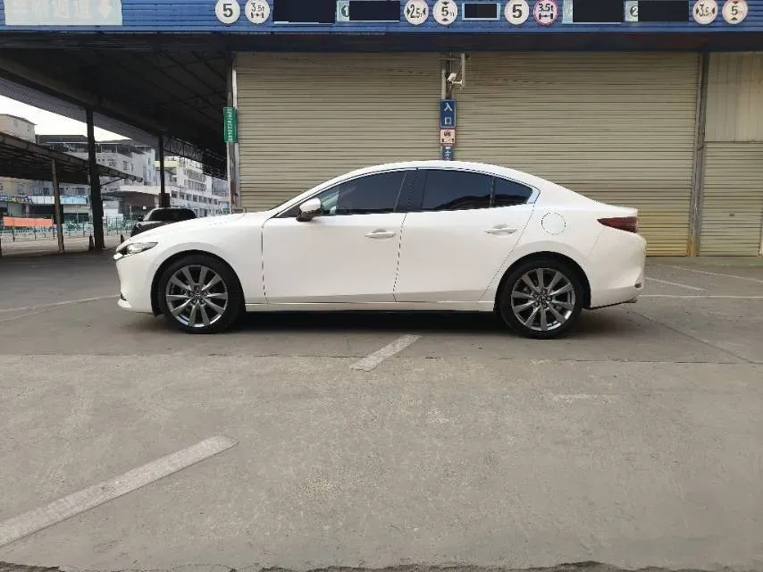2021 Mazda 3 Axela 2.0L 158HP L4 6AT,autocango,china used car exporter,china ev exporter,chinese used car exporter,chinese used ev exporter