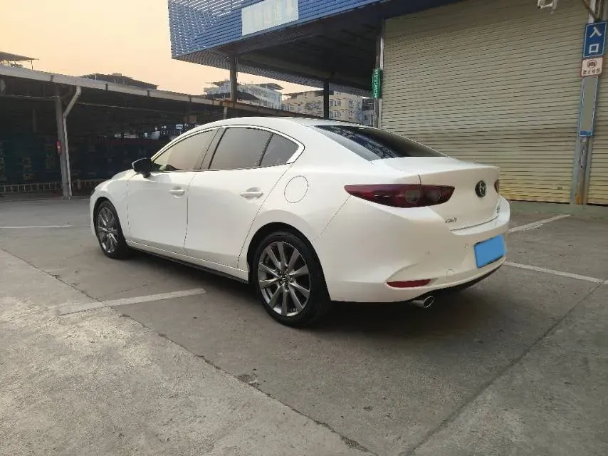 2021 Mazda 3 Axela 2.0L 158HP L4 6AT,autocango,china used car exporter,china ev exporter,chinese used car exporter,chinese used ev exporter
