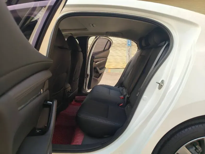 2021 Mazda 3 Axela 2.0L 158HP L4 6AT,autocango,china used car exporter,china ev exporter,chinese used car exporter,chinese used ev exporter