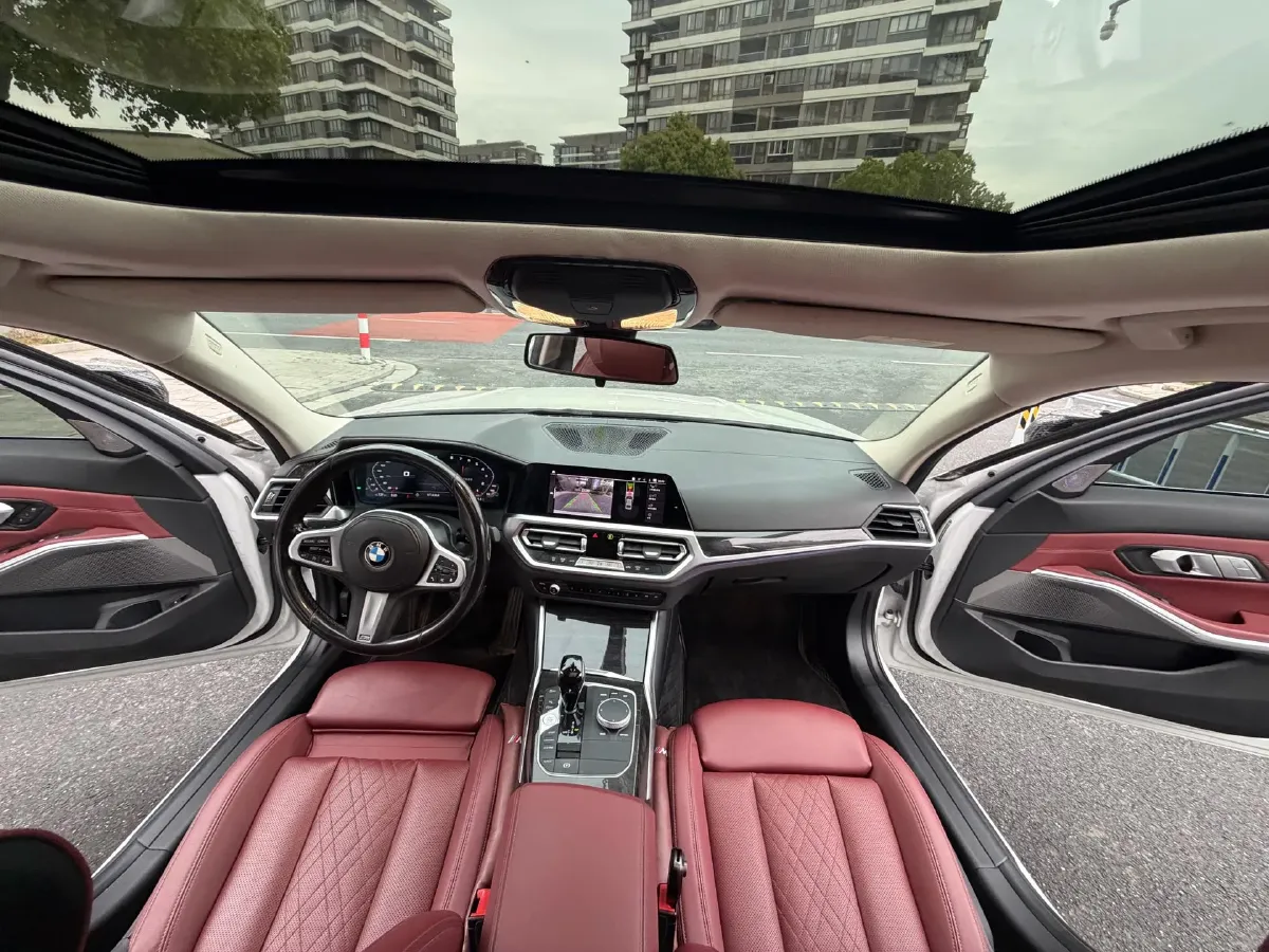 2022 BMW 3 Series 2.0T 184HP L4 8AT,autocango,china used car exporter,china ev exporter,chinese used car exporter,chinese used ev exporter