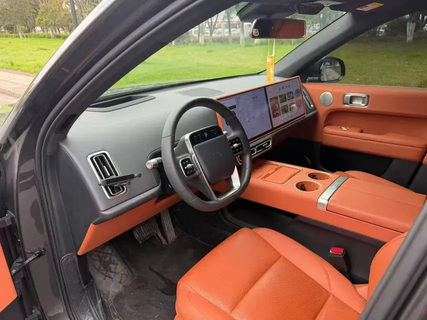 2024 Li L6 Range Extended 154HP L4 REEV 36.8KWH,autocango,china used car exporter,china ev exporter,chinese used car exporter,chinese used ev exporter