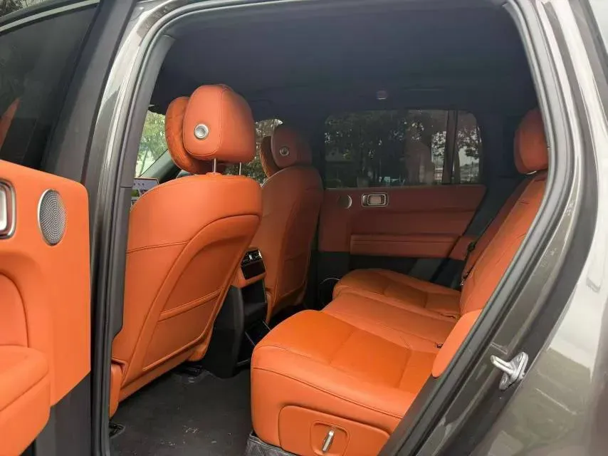 2024 Li L6 Range Extended 154HP L4 REEV 36.8KWH,autocango,china used car exporter,china ev exporter,chinese used car exporter,chinese used ev exporter