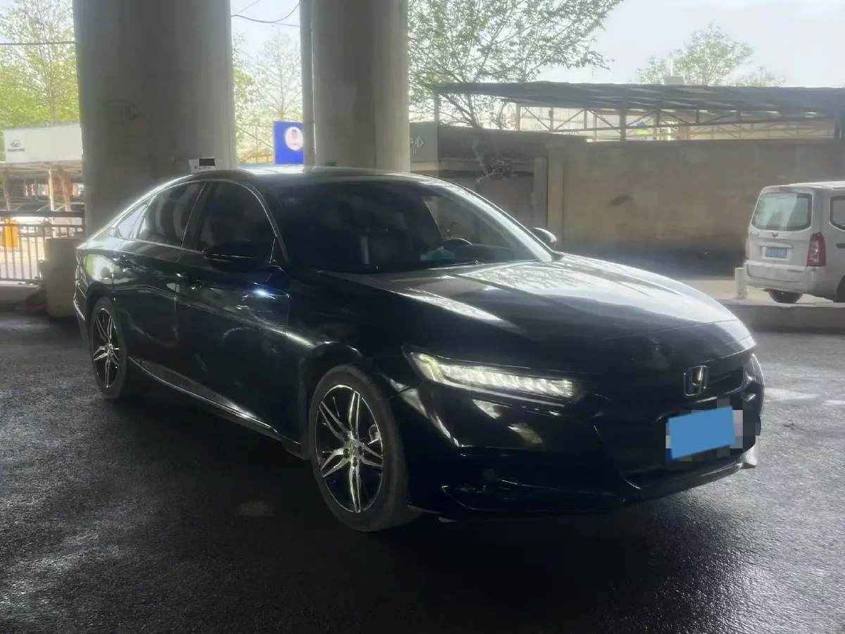 2022 Honda Accord 1.5T 194HP L4 CVT,autocango,china used car exporter,china ev exporter,chinese used car exporter,chinese used ev exporter