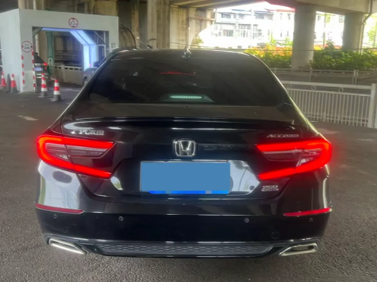 2022 Honda Accord 1.5T 194HP L4 CVT,autocango,china used car exporter,china ev exporter,chinese used car exporter,chinese used ev exporter