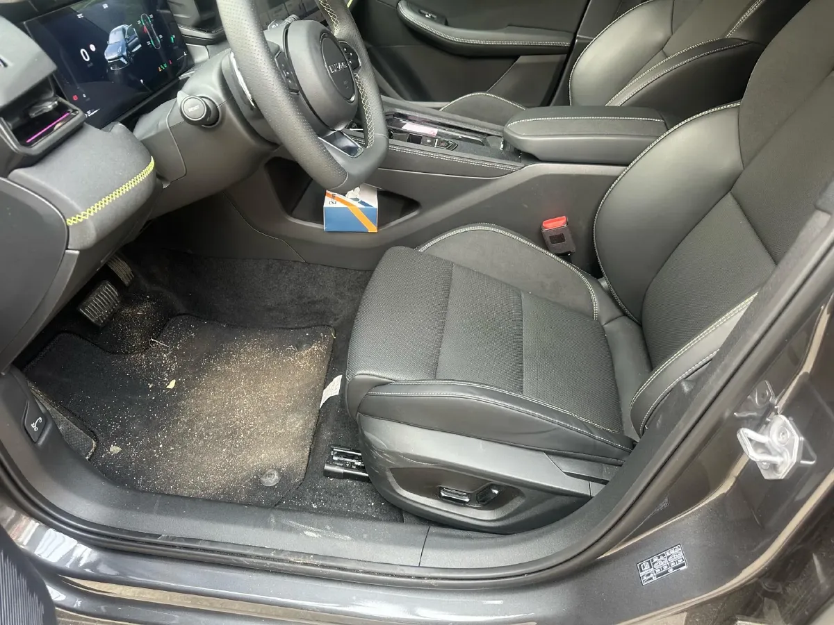 2025 LYNK&CO 03 1.5T 181HP L4 7DCT,autocango,china used car exporter,china ev exporter,chinese used car exporter,chinese used ev exporter