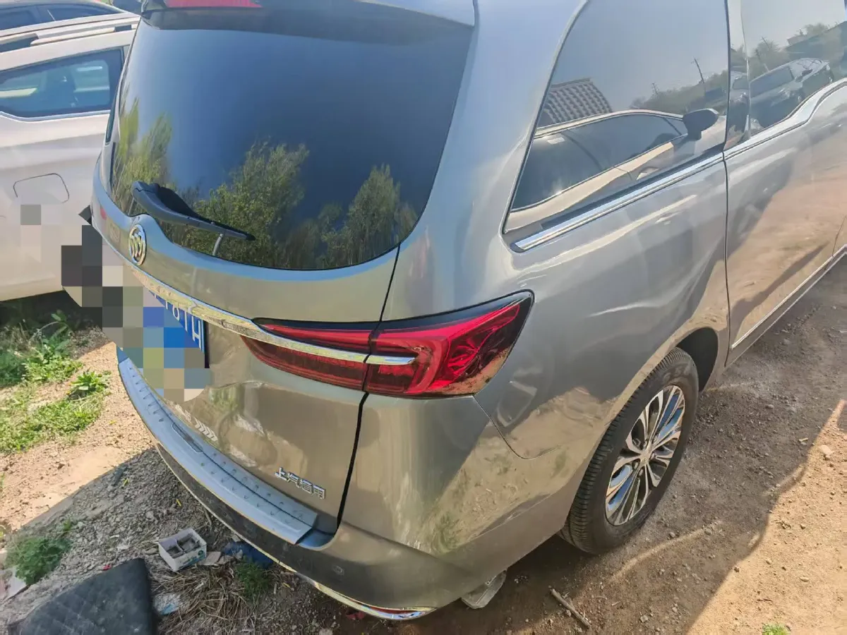2021 Buick GL8 2.0T 237HP L4 9AT,autocango,china used car exporter,china ev exporter,chinese used car exporter,chinese used ev exporter