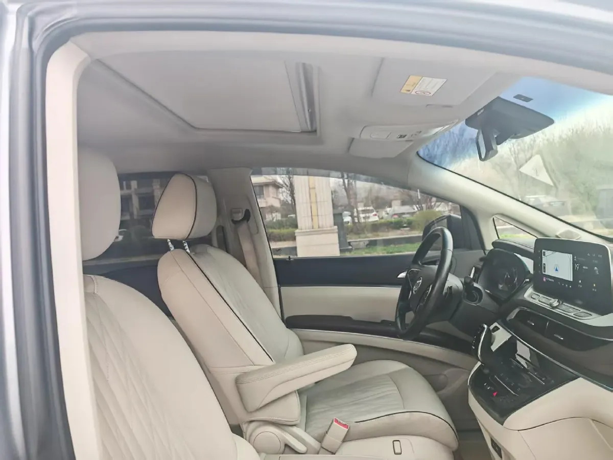 2021 Buick GL8 2.0T 237HP L4 9AT,autocango,china used car exporter,china ev exporter,chinese used car exporter,chinese used ev exporter