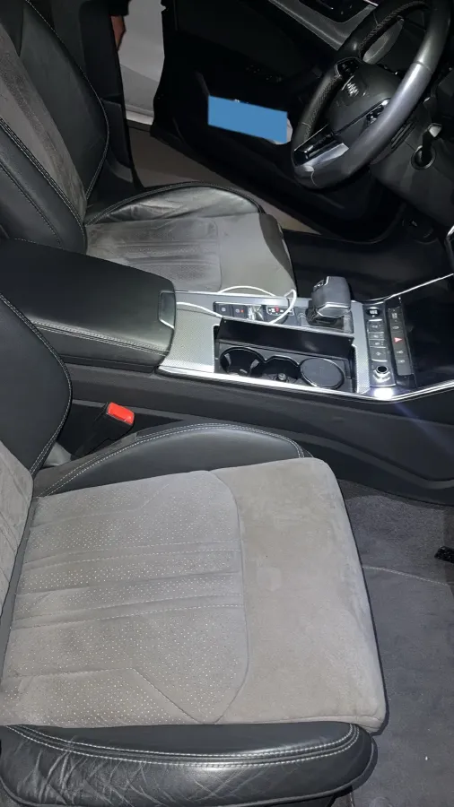 2021 Audi A6L 2.0T 224HP L4 7DCT,autocango,china used car exporter,china ev exporter,chinese used car exporter,chinese used ev exporter