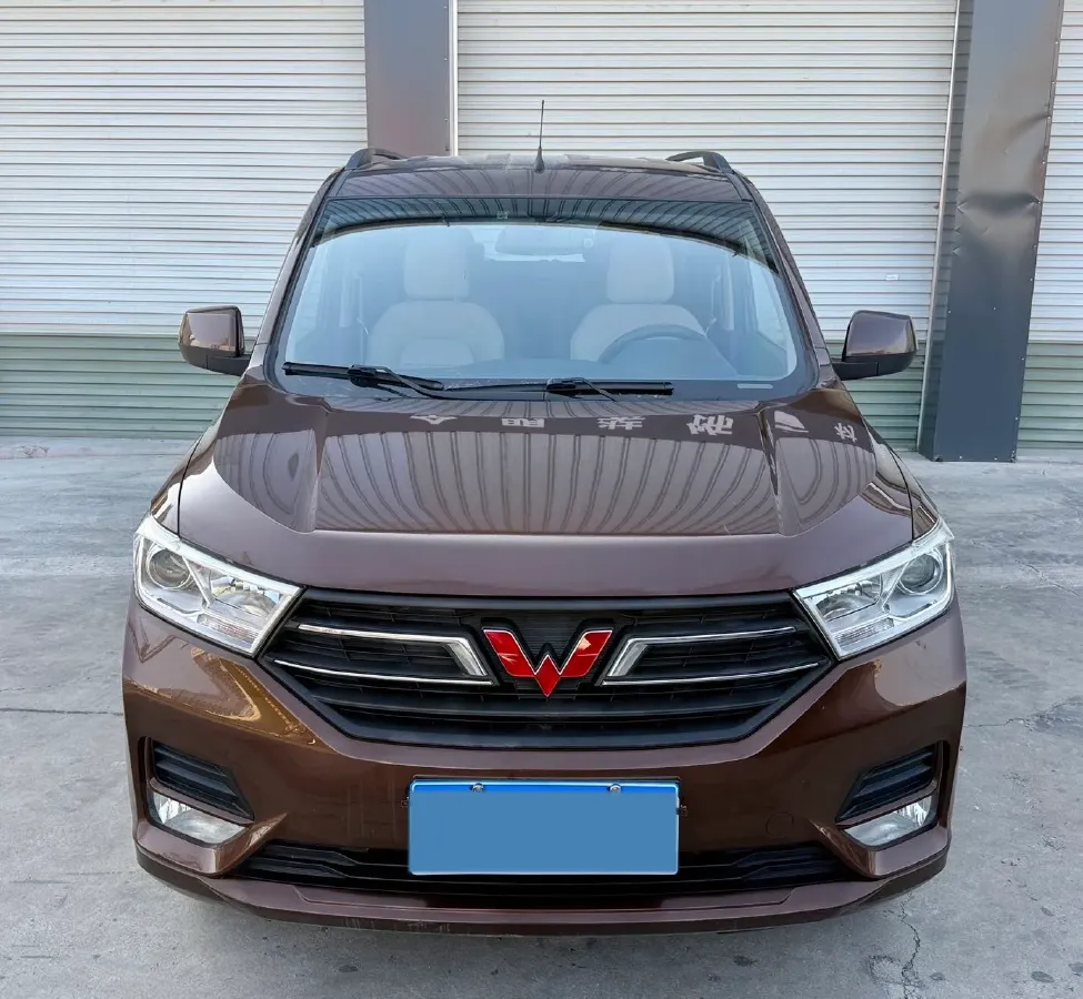 2019 WuLing HongGuang 1.5L 99HP L4 6MT,autocango,china used car exporter,china ev exporter,chinese used car exporter,chinese used ev exporter