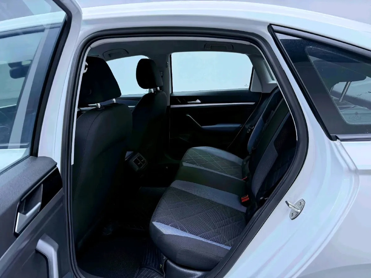 2023 Volkswagen Lavida 1.5L 113HP L4 6AT,autocango,china used car exporter,china ev exporter,chinese used car exporter,chinese used ev exporter