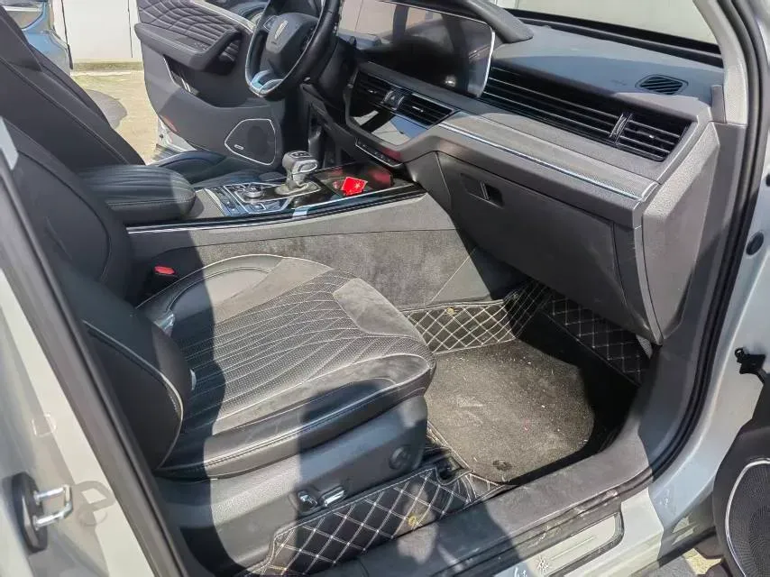 2022 HongQi HS5 2.0T 224HP L4 6AT,autocango,china used car exporter,china ev exporter,chinese used car exporter,chinese used ev exporter