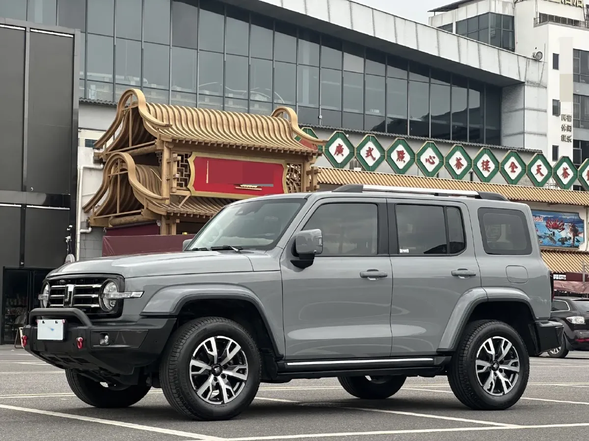 2023 Tank 300 2.0T 227HP L4 8AT,autocango,china used car exporter,china ev exporter,chinese used car exporter,chinese used ev exporter