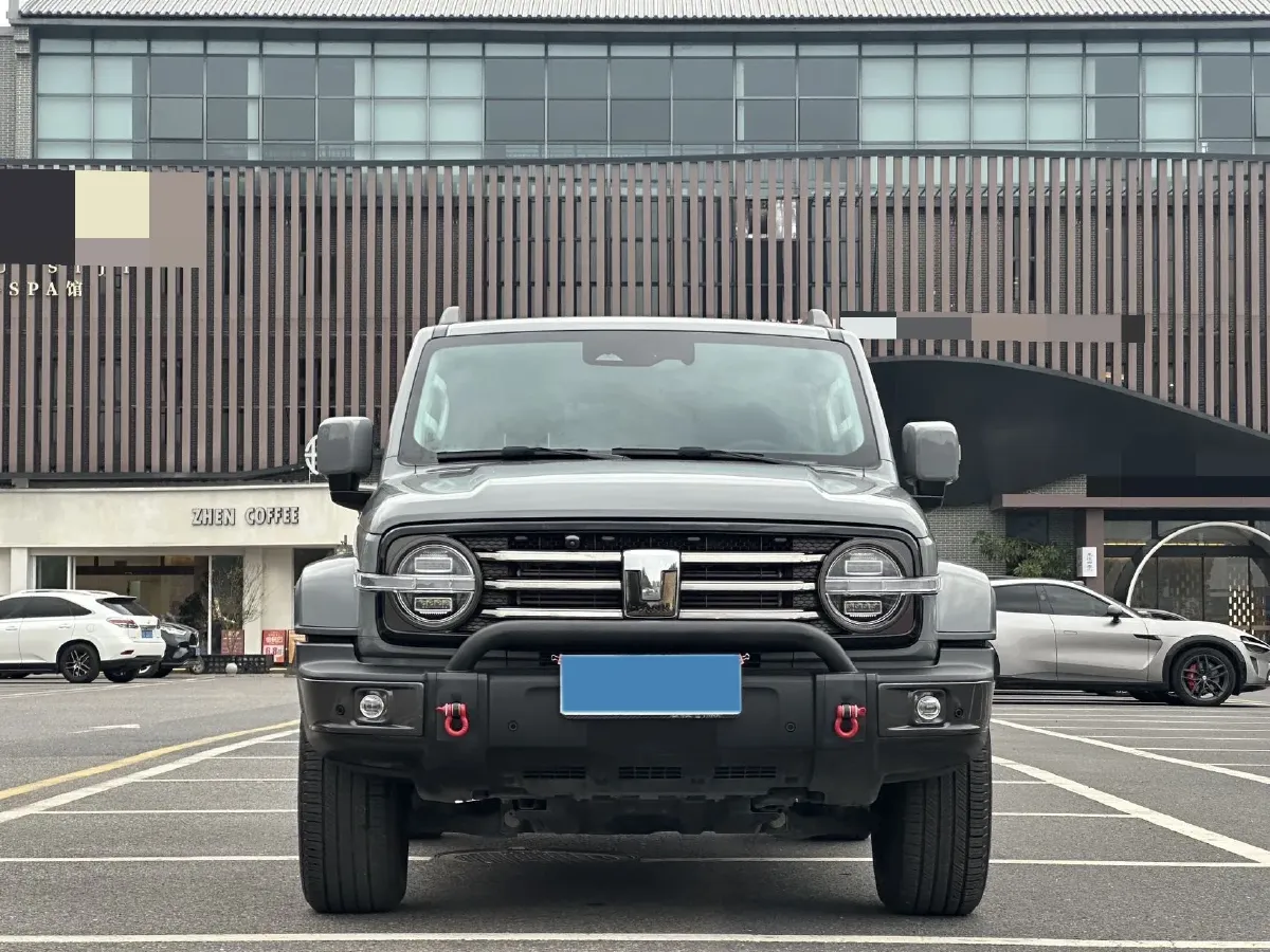 2023 Tank 300 2.0T 227HP L4 8AT,autocango,china used car exporter,china ev exporter,chinese used car exporter,chinese used ev exporter