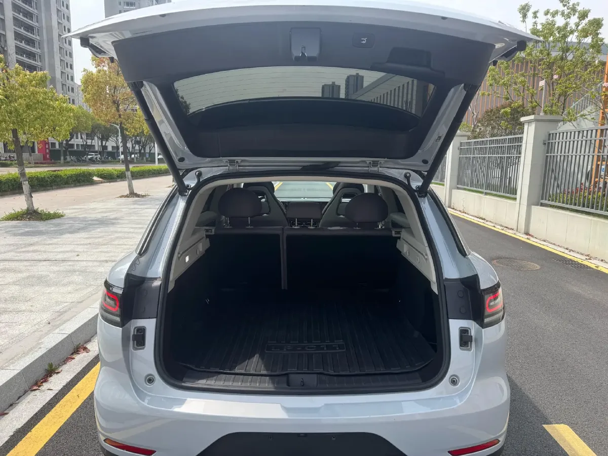 2023 Leapmotor C11 BEV 69.2KWH,autocango,china used car exporter,china ev exporter,chinese used car exporter,chinese used ev exporter