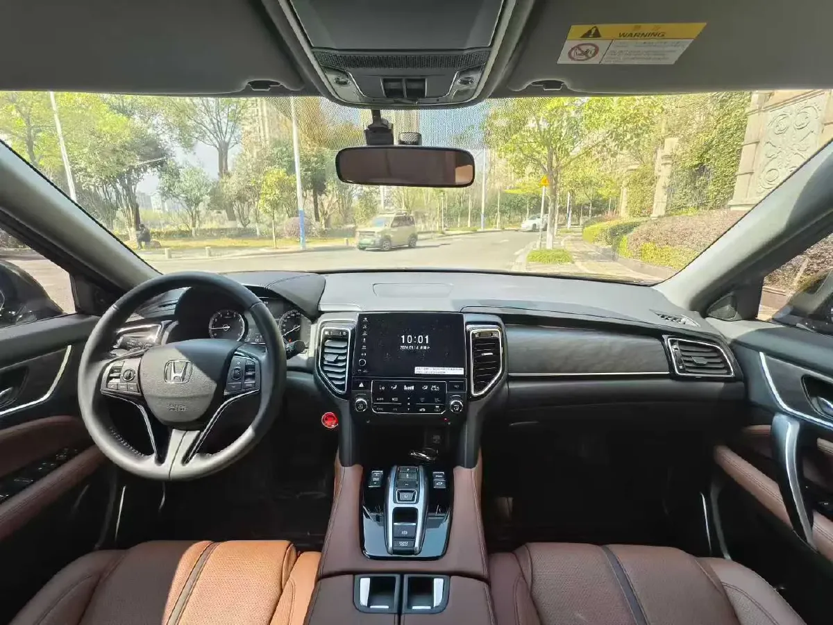 2020 Honda UR-V 2.0T 272HP L4 9AT,autocango,china used car exporter,china ev exporter,chinese used car exporter,chinese used ev exporter