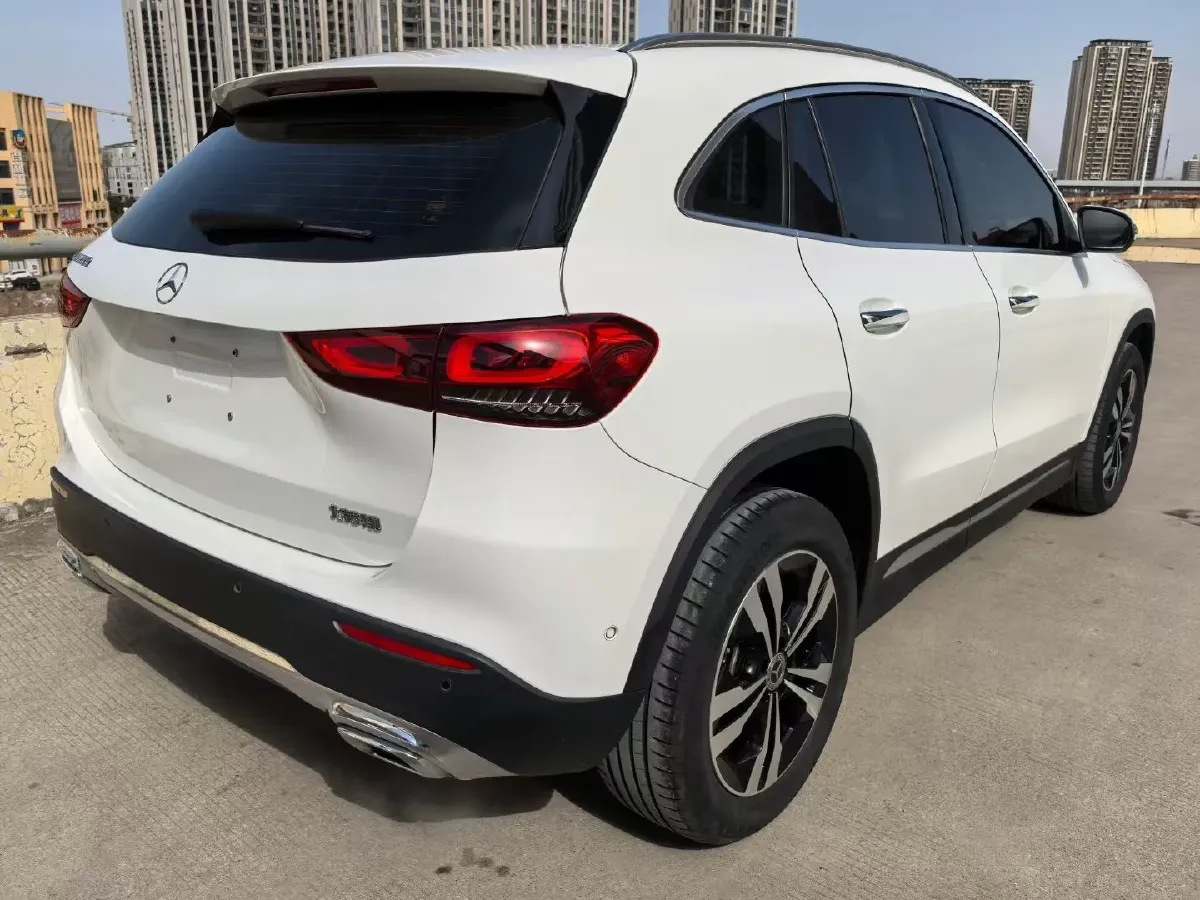 2020 Mercedes-Benz GLA Class 1.3T 163HP L4 7DCT,autocango,china used car exporter,china ev exporter,chinese used car exporter,chinese used ev exporter