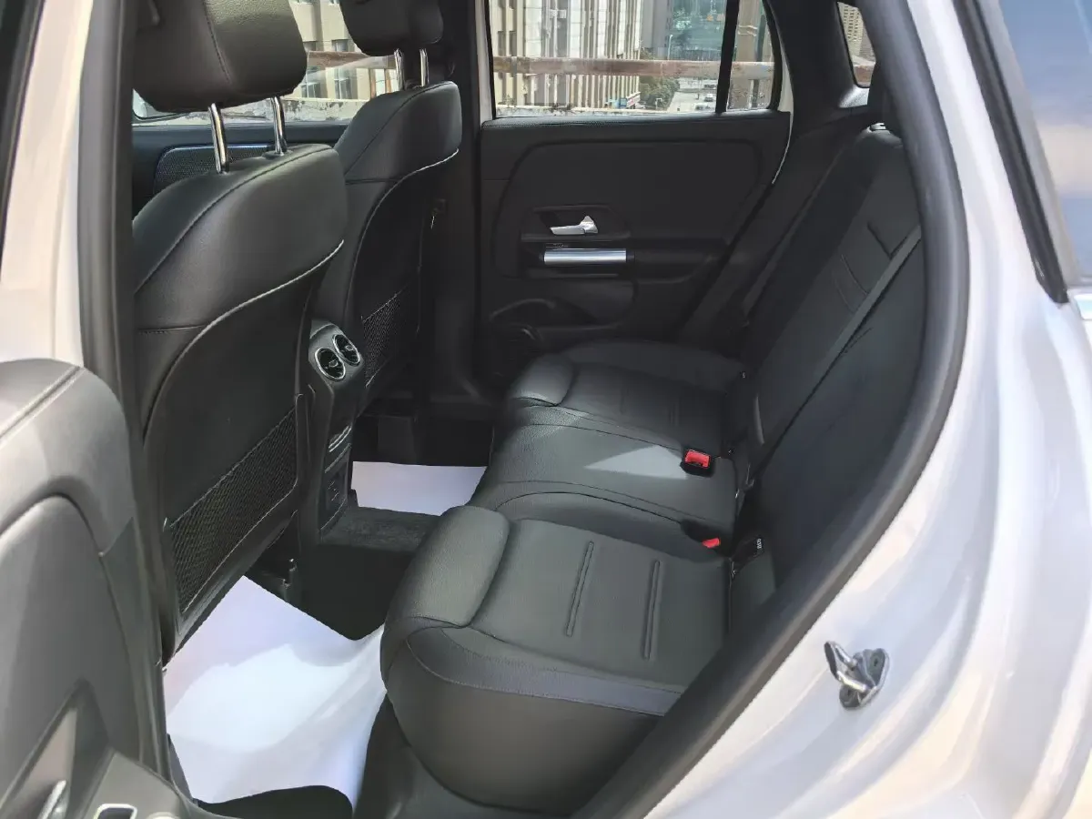 2020 Mercedes-Benz GLA Class 1.3T 163HP L4 7DCT,autocango,china used car exporter,china ev exporter,chinese used car exporter,chinese used ev exporter