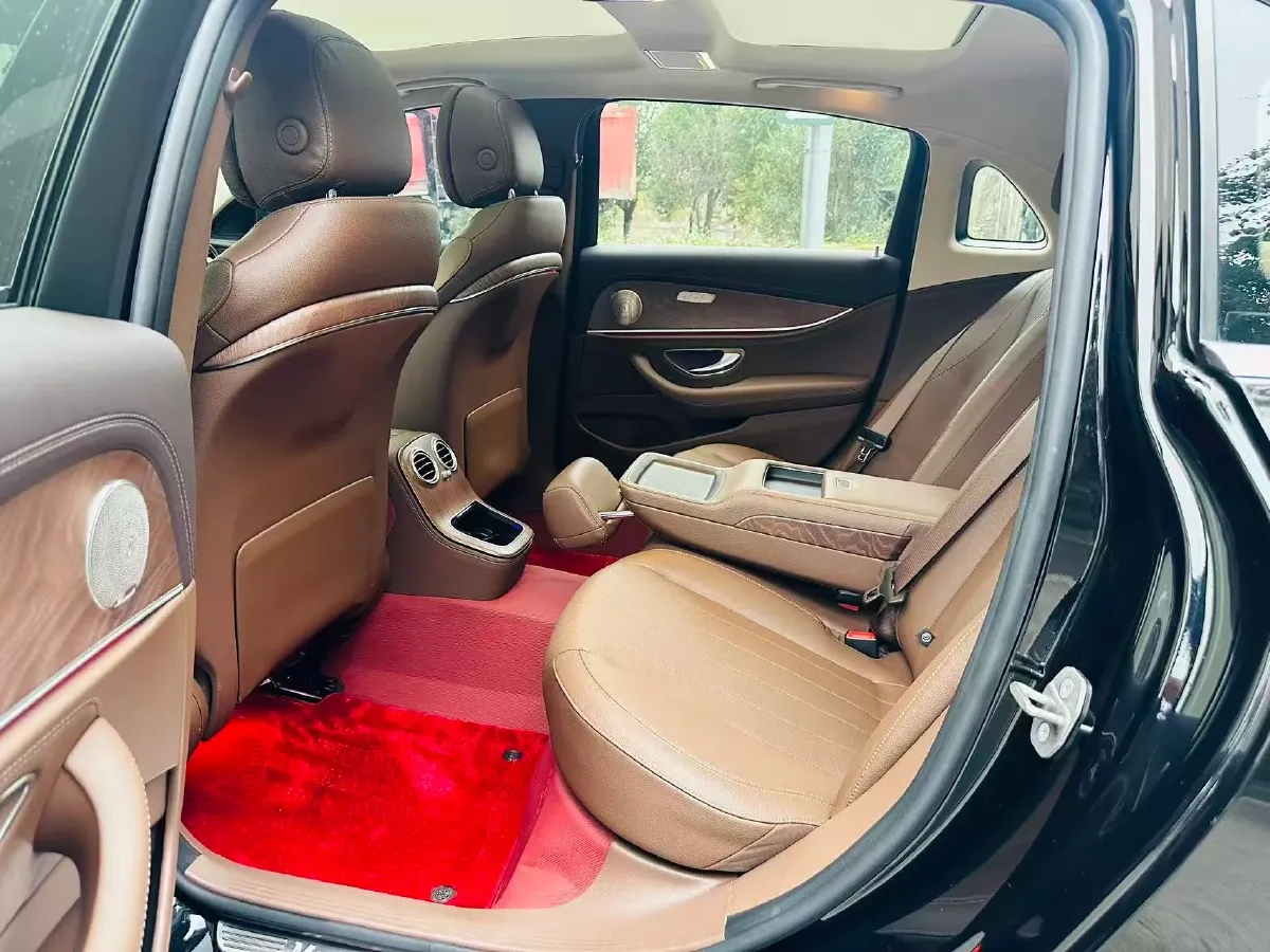 2022 Mercedes-Benz E Class 2.0T 197HP L4 9AT,autocango,china used car exporter,china ev exporter,chinese used car exporter,chinese used ev exporter