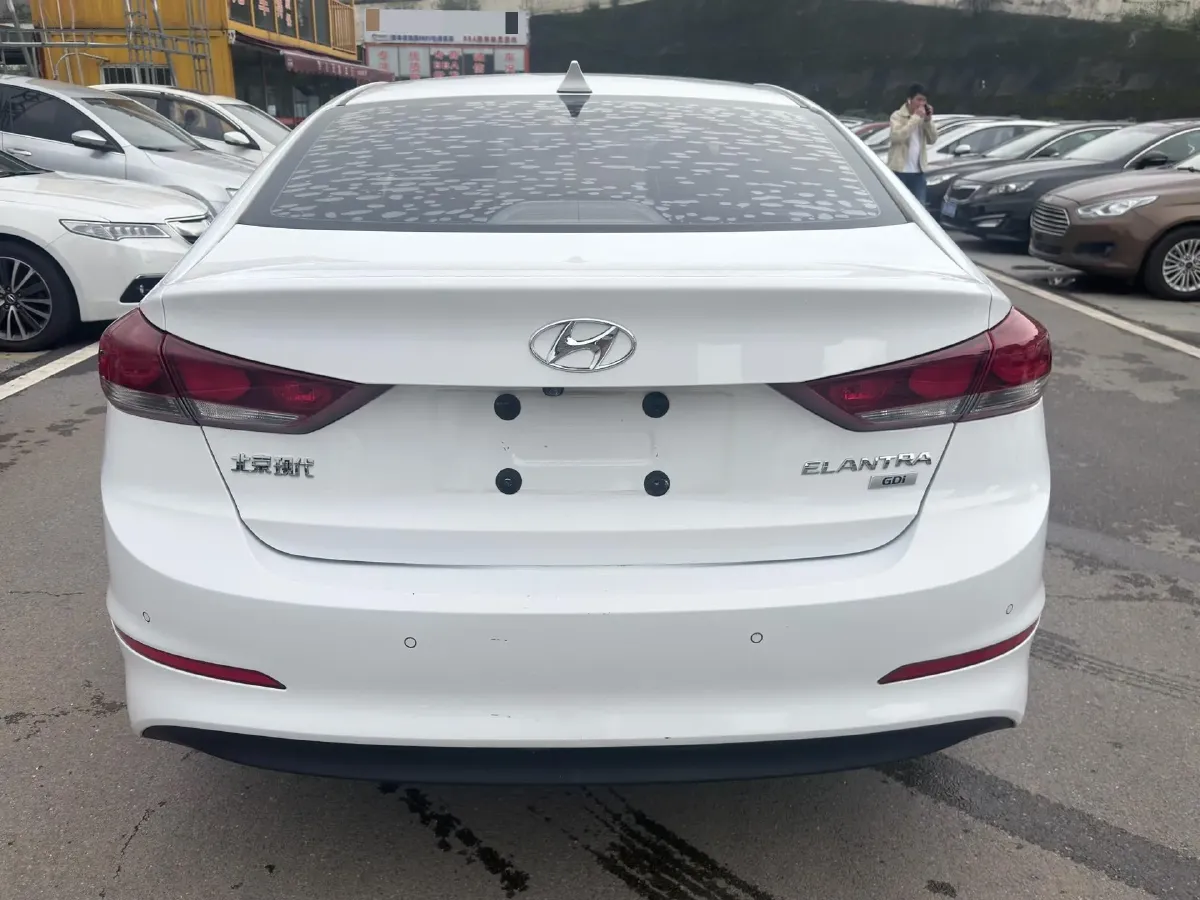 2016 Hyundai Elantra 1.6L 130HP L4 6AT,autocango,china used car exporter,china ev exporter,chinese used car exporter,chinese used ev exporter