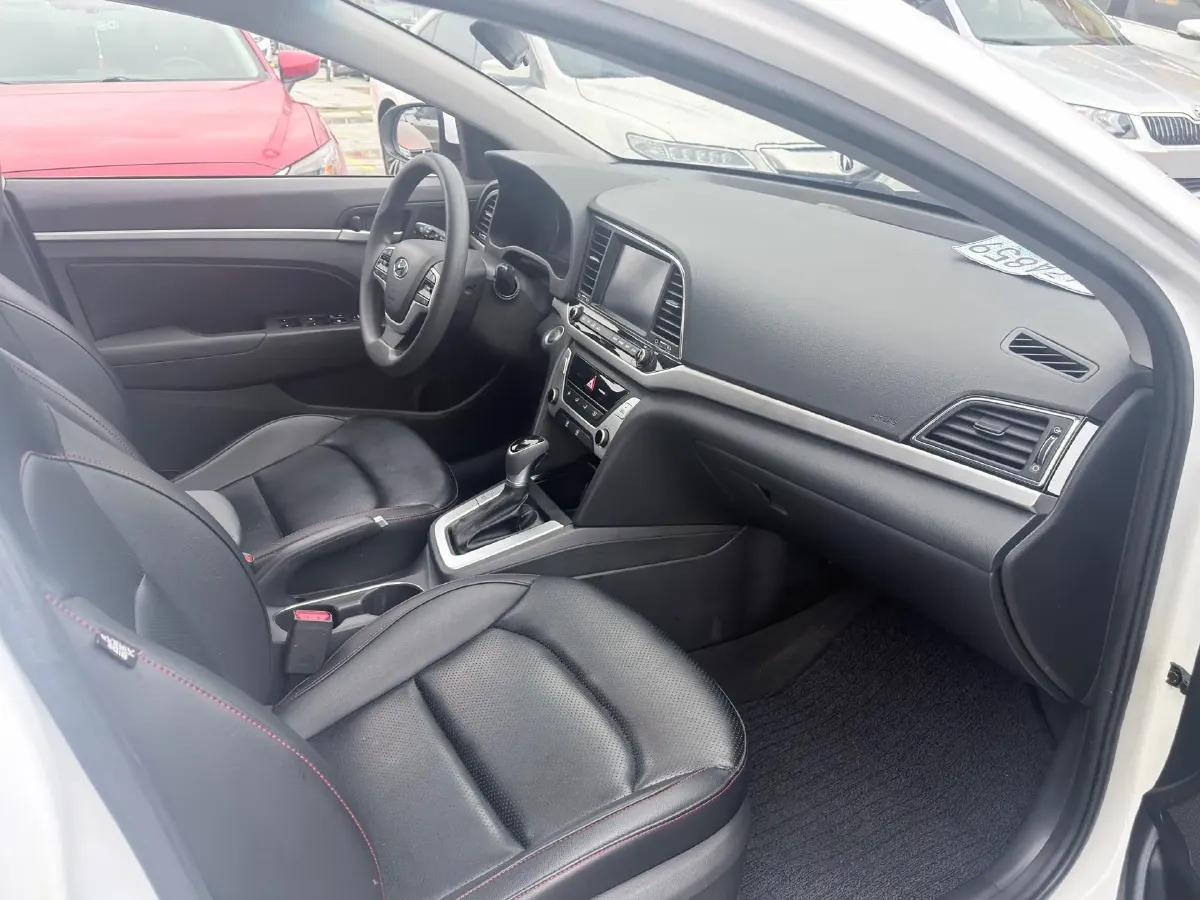 2016 Hyundai Elantra 1.6L 130HP L4 6AT,autocango,china used car exporter,china ev exporter,chinese used car exporter,chinese used ev exporter