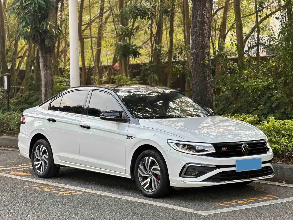 2023 Volkswagen Bora 1.2T 116HP L4 7DCT,autocango,china used car exporter,china ev exporter,chinese used car exporter,chinese used ev exporter